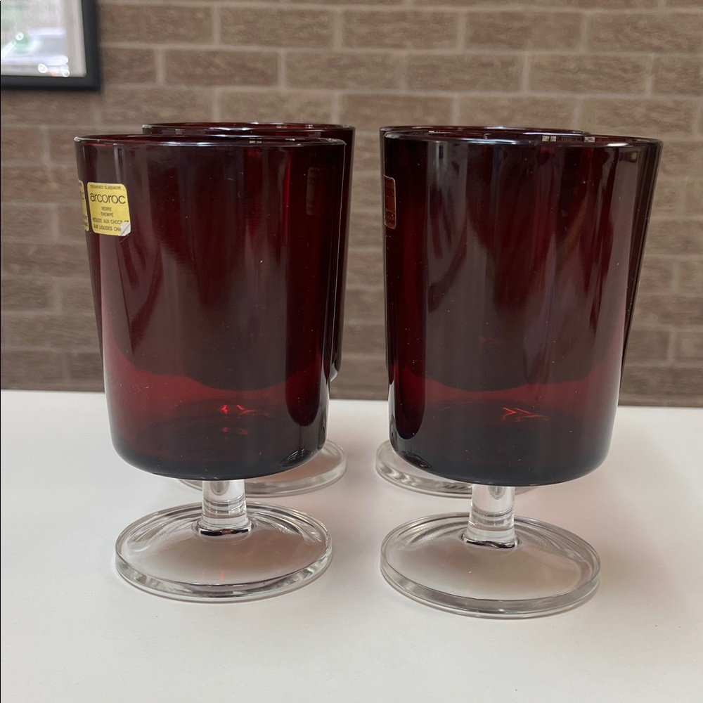 Arcoroc Ruby Red Glass Goblets - Set of 4 - Picture 10 of 11